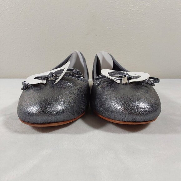 NIB Coach Flatiron Leather Ballet Flat in Metallic Gunmetal w Bow & Charm - 8 - Picture 8 of 13